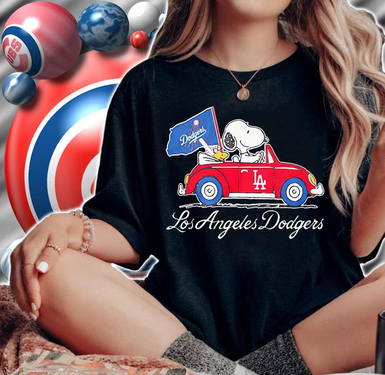 Snoopy And Woodstock Driving Car Los Angeles Dodgers Flag t-shirt