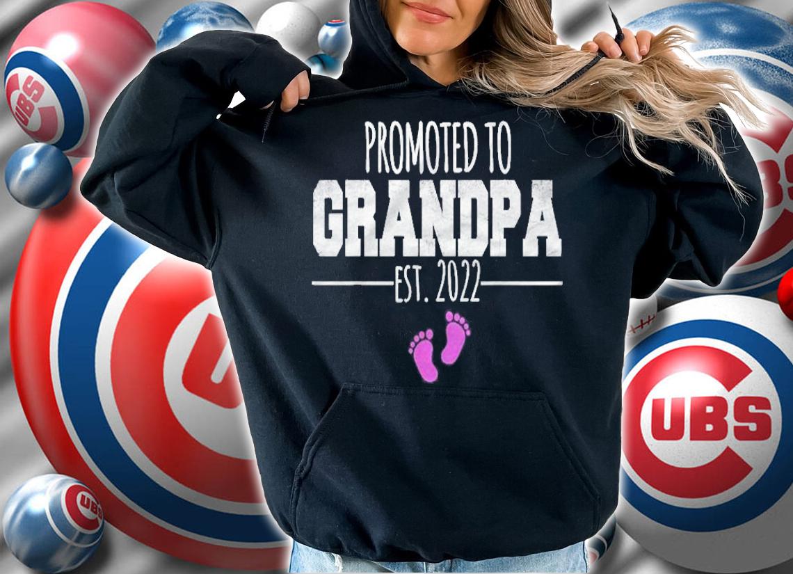 Mens Promoted To Grandpa 2022 First Time Grandfather Fathers Day Shirt