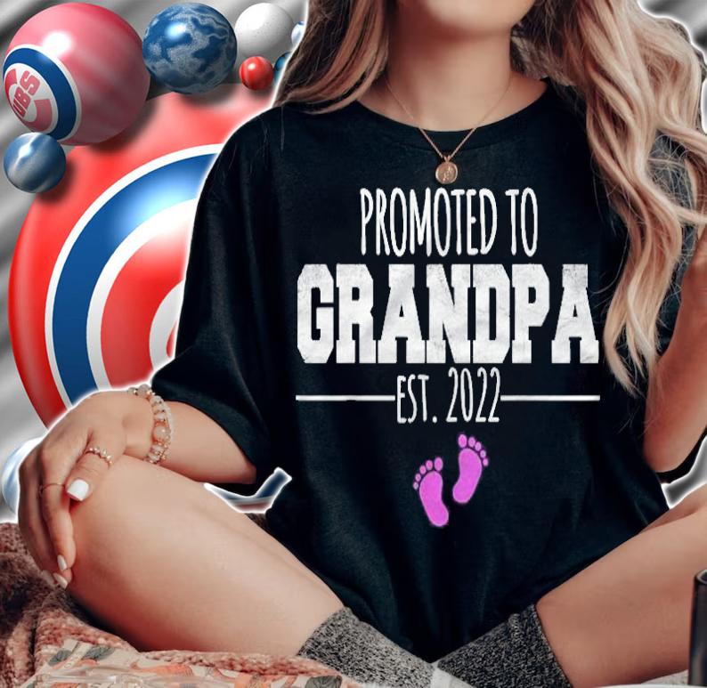 Mens Promoted To Grandpa 2022 First Time Grandfather Fathers Day Shirt