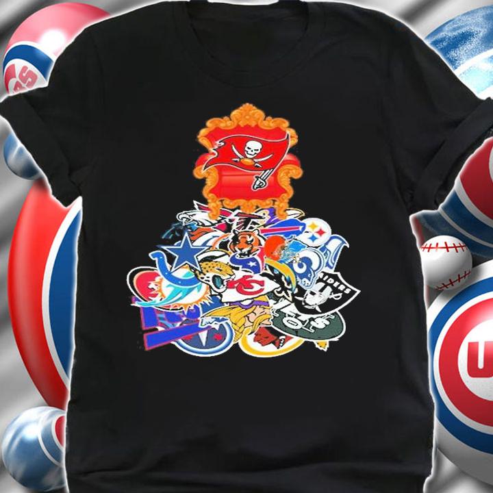 NFL The King On His Throne Tampa Bay Buccaneers T-Shirt